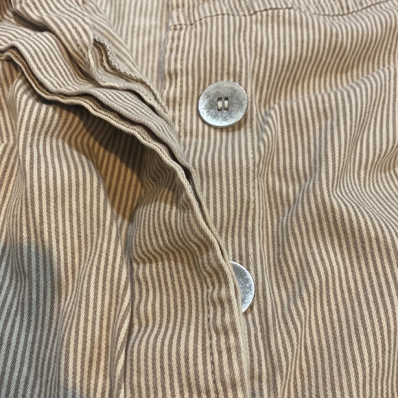 Tan and Cream Striped Jacket in Size Large - Picture 2 of 4